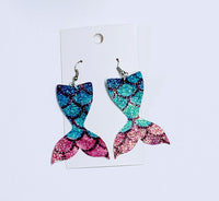 Lightweight Dangle Earrings