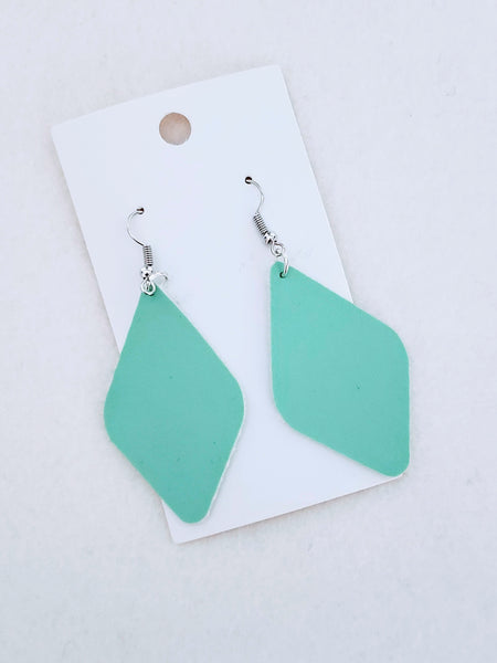 Lightweight Dangle Earrings